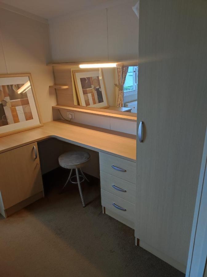 Swift Johnson Hotel Parkeston Buitenkant foto